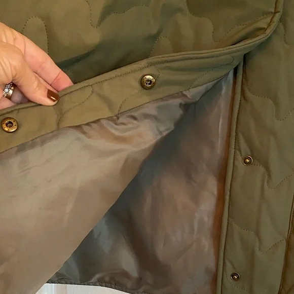 Bass Women's Olive Puffer Coat - Picture 3 of 9